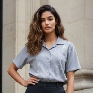 Kenneth Too  Gray Embroidered Collard Button Front Women's Top Size XL Petite